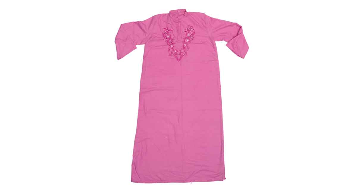 Long pink robe with short sleeves