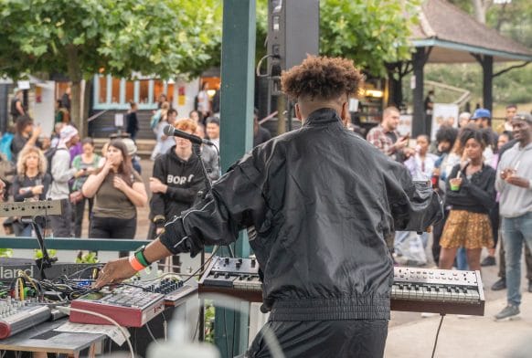 Callout: Bandstand Live