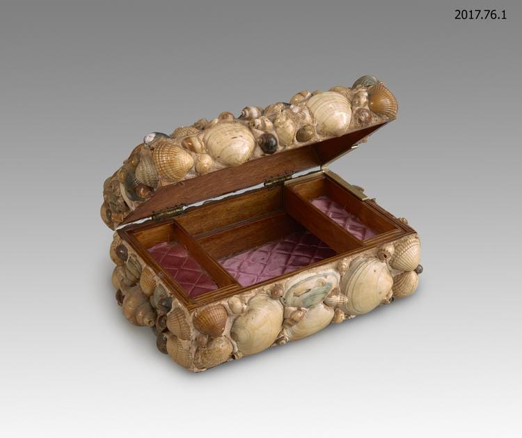Sewing box covered in shells