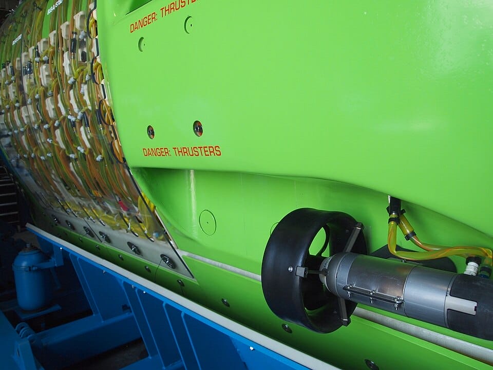 Side view of Deep Sea Challenger