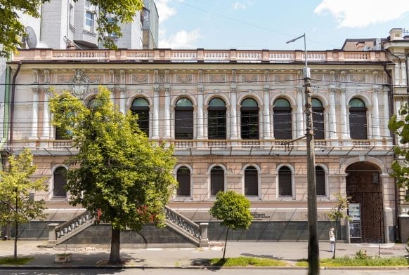 Horniman twinned with the Khanenko Museum in Kyiv
